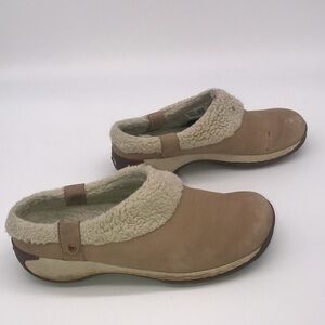 MERRELL Encore Fur Lined Slide Size 6.5